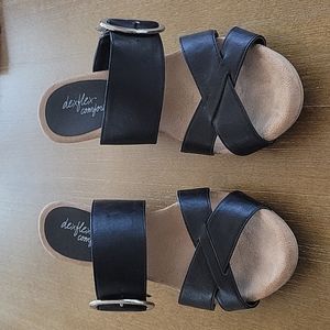 DEXFLEX COMFORT WEDGE SANDALS